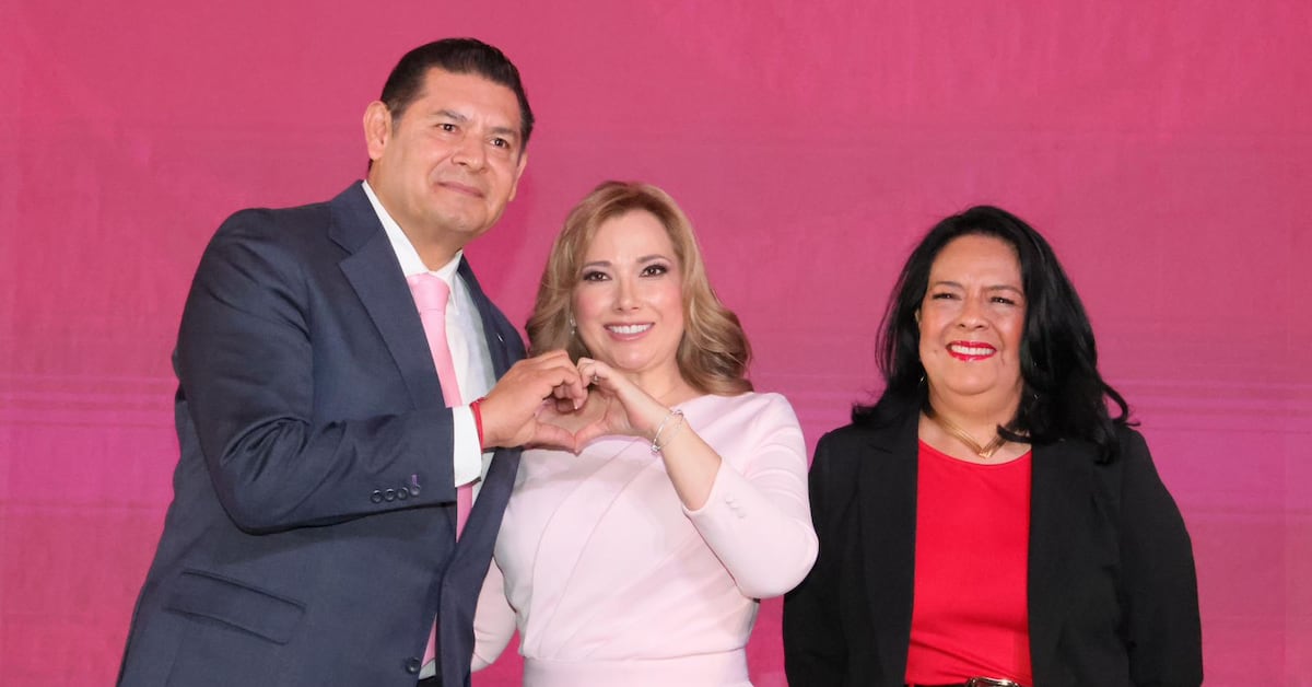 Presenta Ceci Arellano primer informe del SEDIF Puebla; CEPOSAMI suma 5 mil atenciones en cinco meses
