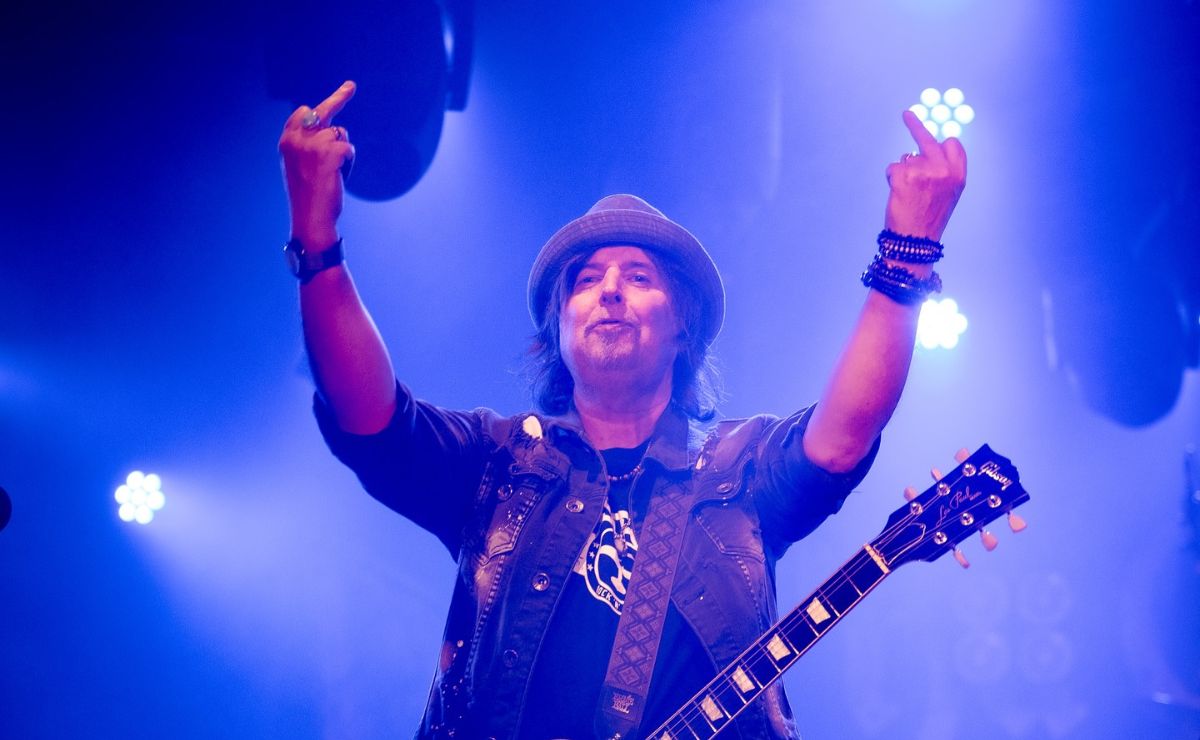 Fallece Phil Campbell, guitarrista histórico de Motörhead, a los 64 años