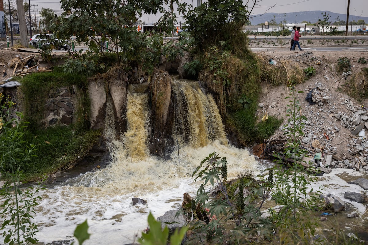 Nuevo titular del SIAPA asume en medio de crisis hídrica y protestas sociales en Guadalajara