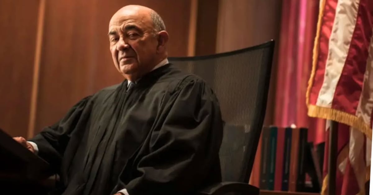 Perfiles de funcionarios, periodistas y figuras internacionales: trayectorias y cargos actuales