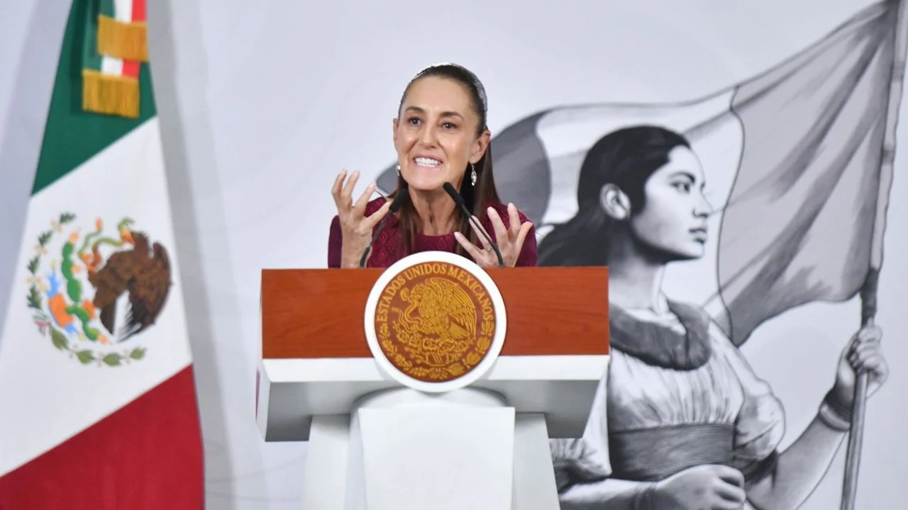 Sheinbaum y Velasco critican a oposición por traer figuras españolas para defenderla